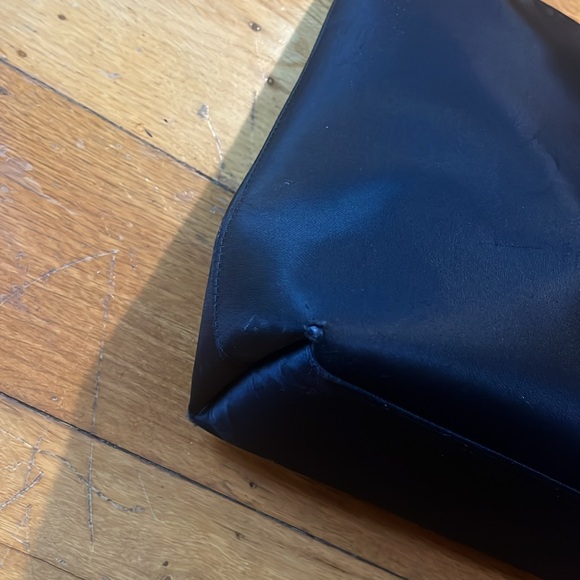 Classic Prada nylon tote bag - Picture 3 of 9